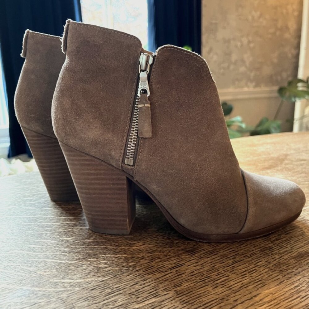 Beautiful suede heeled Rag & Bone booties